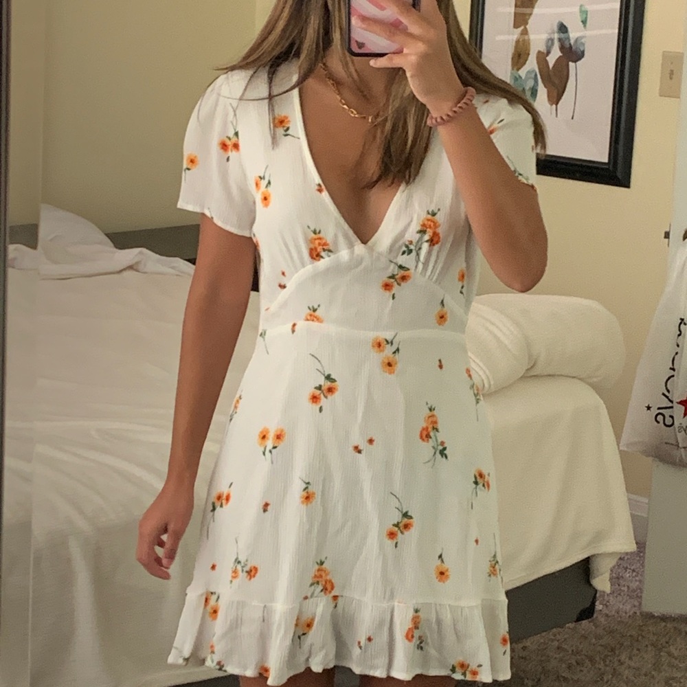 Kendall & Kyle Floral Dress